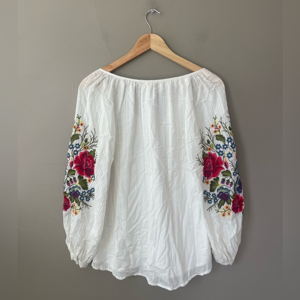 Anthropologie Akemi + Kin Embroidered Blouse - Picture 2 of 4